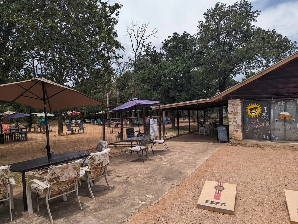 Dog House Drinkery & Dog Park, photo 2